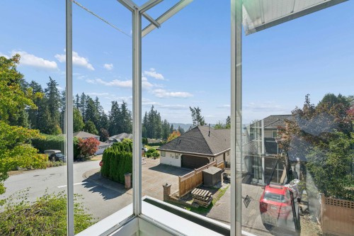 13 Timbercrest Drive, Port Moody, BC 