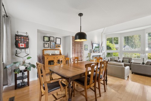 13 Timbercrest Drive, Port Moody, BC 