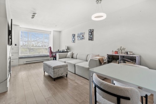 322-6833 Village Green, Burnaby, BC 