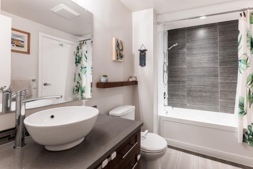 204-7377 Salisbury Avenue, Burnaby, BC 