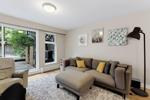 204-7377 Salisbury Avenue, Burnaby, BC 