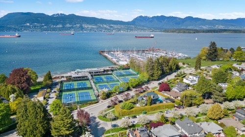 3850 Point Grey Road, Vancouver, BC 