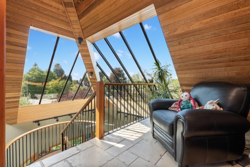 3850 Point Grey Road, Vancouver, BC 