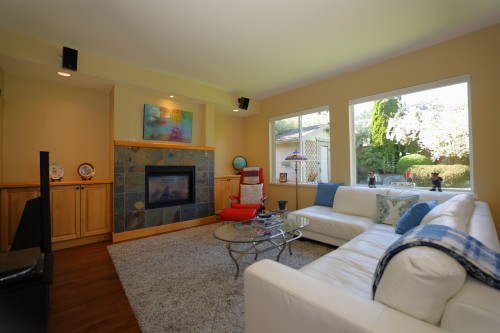 910 Oceanmount Boulevard, Gibsons, BC 