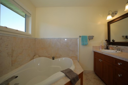 910 Oceanmount Boulevard, Gibsons, BC 