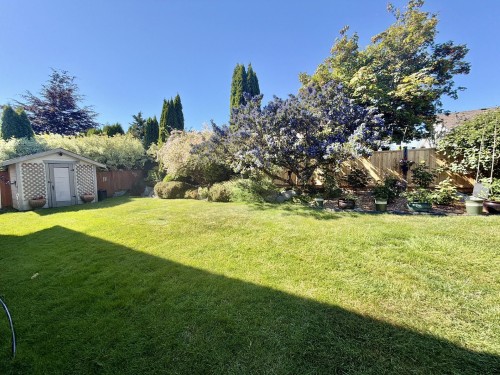 910 Oceanmount Boulevard, Gibsons, BC 