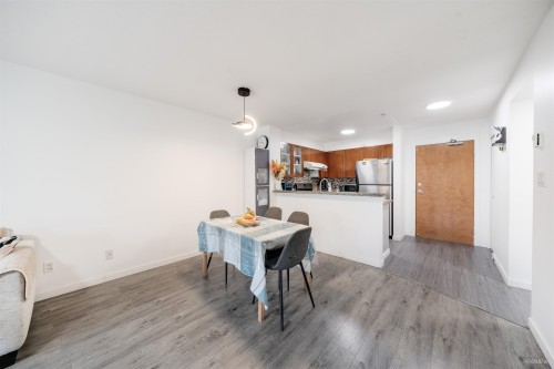 305-8120 Jones Road, Richmond, BC 