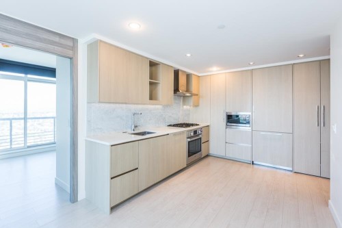 3002-4720 Lougheed Highway, Burnaby, BC 