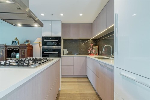 2025 Curling Road, North Vancouver, BC 