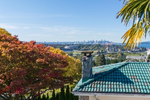 3681 Mcgill Street, Vancouver, BC 