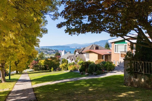 3681 Mcgill Street, Vancouver, BC 