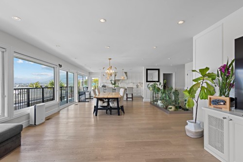 3681 Mcgill Street, Vancouver, BC 