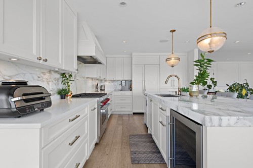 3681 Mcgill Street, Vancouver, BC 