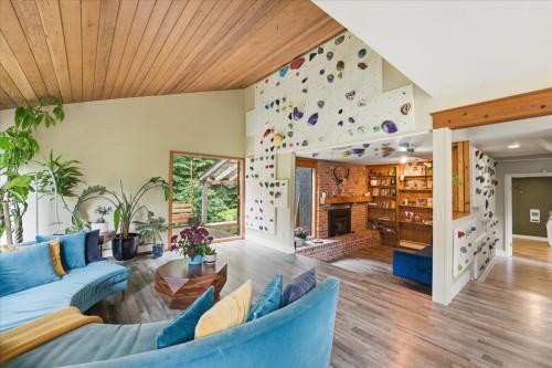 4440 Marion Road, North Vancouver, BC 