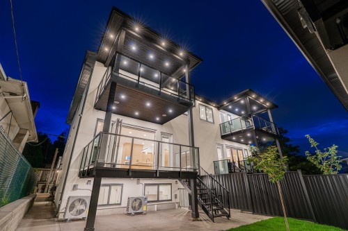 2-6740 Canada Way, Burnaby, BC 