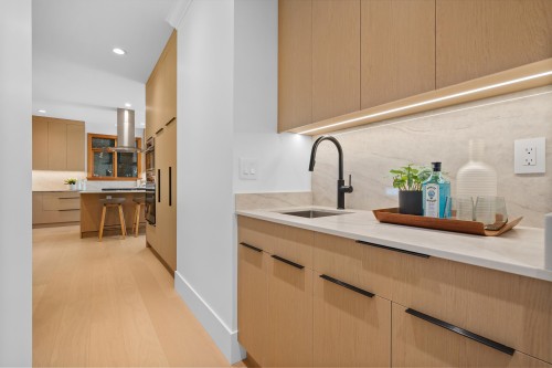 4812 Skyline Drive, North Vancouver, BC 