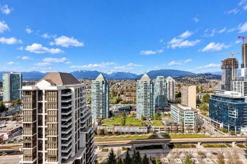 3203-2138 Madison Avenue, Burnaby, BC 