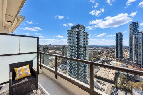 3203-2138 Madison Avenue, Burnaby, BC 