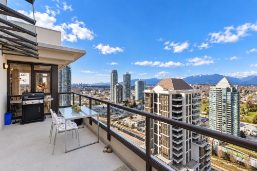 3203-2138 Madison Avenue, Burnaby, BC 