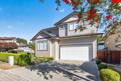 11785 Gilland Loop Maple Ridge, BC V4R 2W4