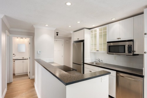 301-7831 No. 1 Road , Richmond, BC V7C 1T7 2