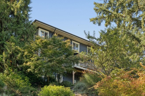 965 Village Drive, Bowen Island, BC 