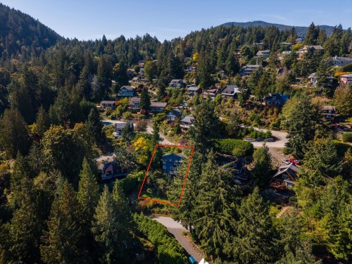 965 Village Drive, Bowen Island, BC 