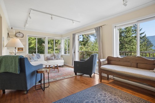 965 Village Drive, Bowen Island, BC 