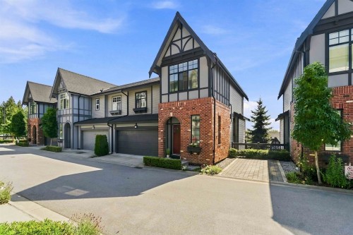 9-3552 Victoria Drive, Coquitlam, BC 
