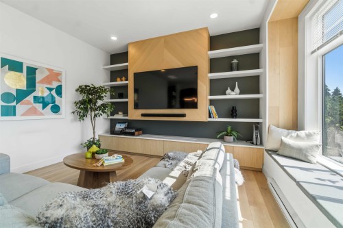 9-3552 Victoria Drive, Coquitlam, BC 