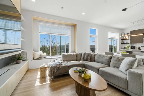 9-3552 Victoria Drive, Coquitlam, BC 