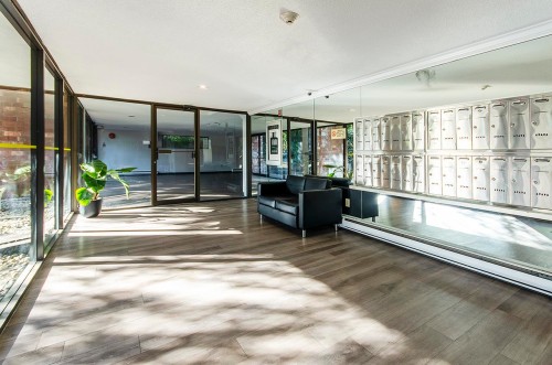 107-360 2Nd Street E, North Vancouver, BC 