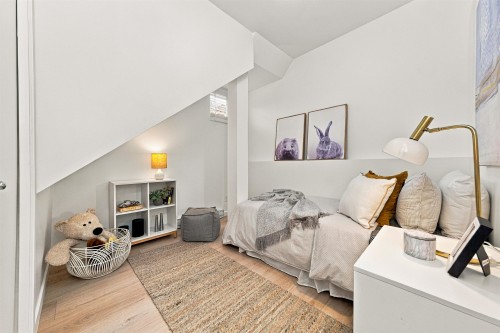 32-6965 Hastings Street, Burnaby, BC 