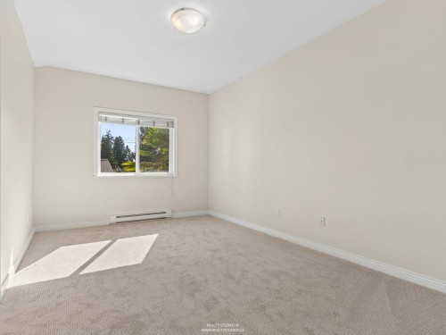 247 19Th Street E, North Vancouver, BC 