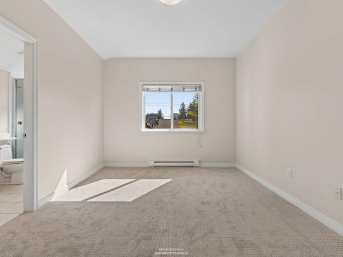 247 19Th Street E, North Vancouver, BC 