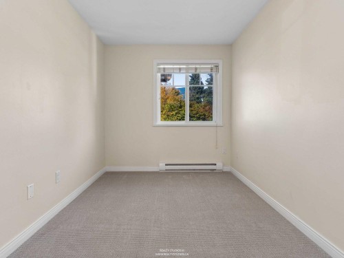 247 19Th Street E, North Vancouver, BC 