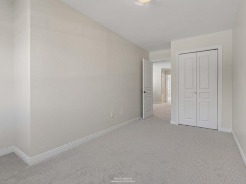 247 19Th Street E, North Vancouver, BC 