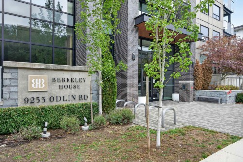 307-9233 Odlin Road, Richmond, BC 