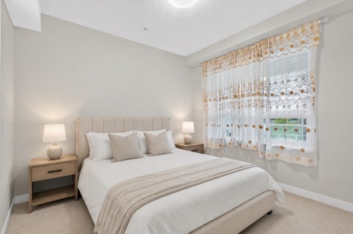 307-9233 Odlin Road, Richmond, BC 