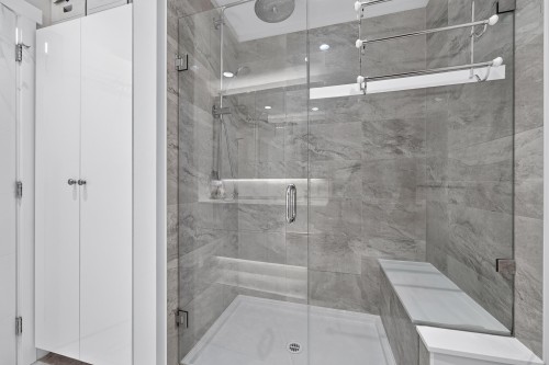 307-9233 Odlin Road, Richmond, BC 