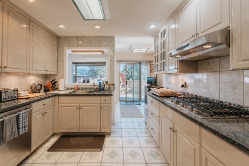 1205 St Andrews Road, Gibsons, BC 