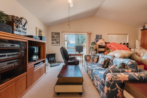 1205 St Andrews Road, Gibsons, BC 