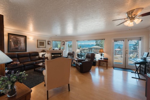 1205 St Andrews Road, Gibsons, BC 