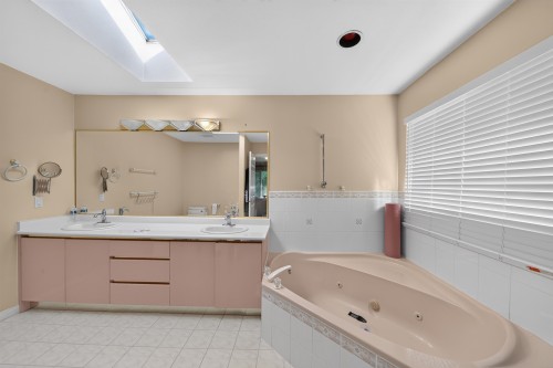 10791 Southdale Road, Richmond, BC 