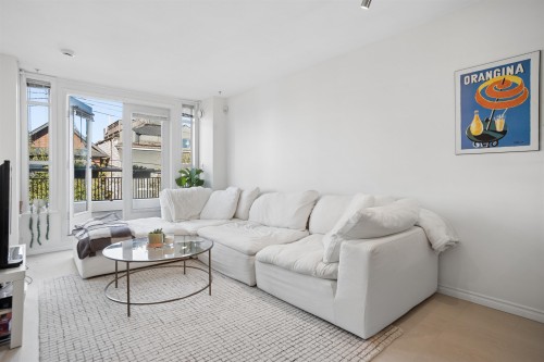 203-2190 5Th Avenue W, Vancouver, BC 
