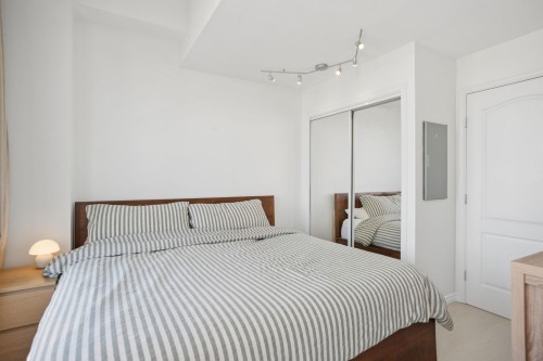 203-2190 5Th Avenue W, Vancouver, BC 