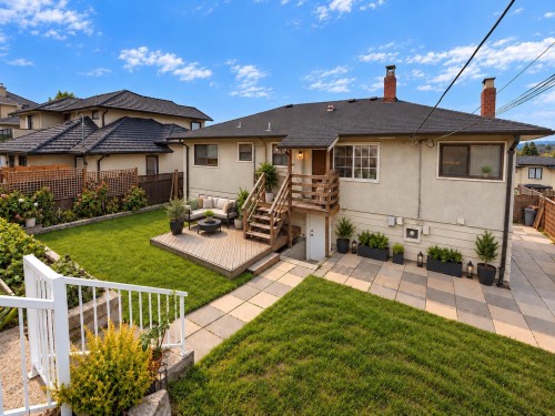 4238 Price Crescent, Burnaby, BC 