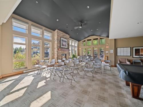 186-3105 Dayanee Springs Boulevard, Coquitlam, BC 
