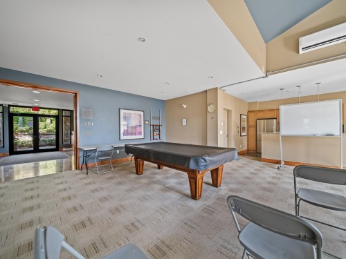 186-3105 Dayanee Springs Boulevard, Coquitlam, BC 