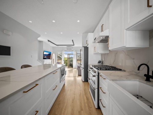 186-3105 Dayanee Springs Boulevard, Coquitlam, BC 